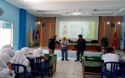 Kolaborasi Dunia Industri dan Pendidikan: SMK Muhammadiyah Bobotsari Gelar Penguatan Kompetensi Siswa TJKT Bersama PT TATN